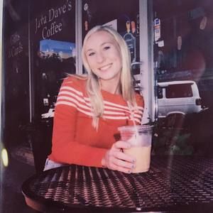 Meet your Posher, Brianna